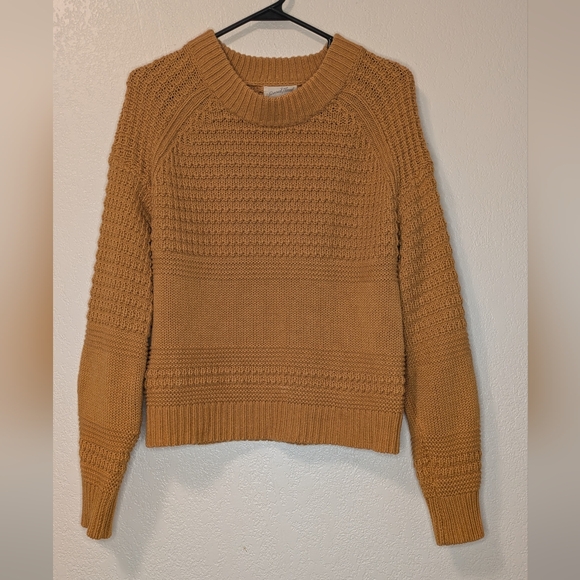 Universal Thread Sweaters - Universal Thread Cozy Knit Sweater - Tan